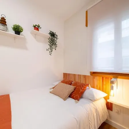 Modern Flat In Soria's Heart! דירה *