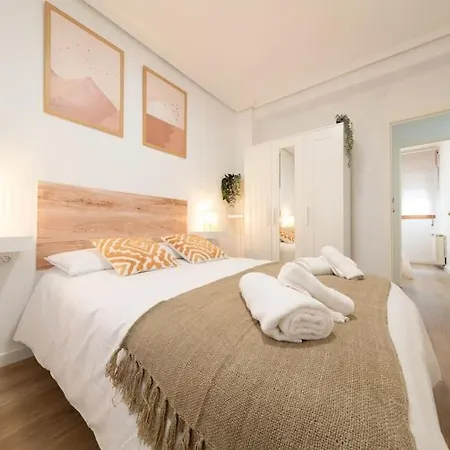 Modern Flat In Soria's Heart! * סוריה