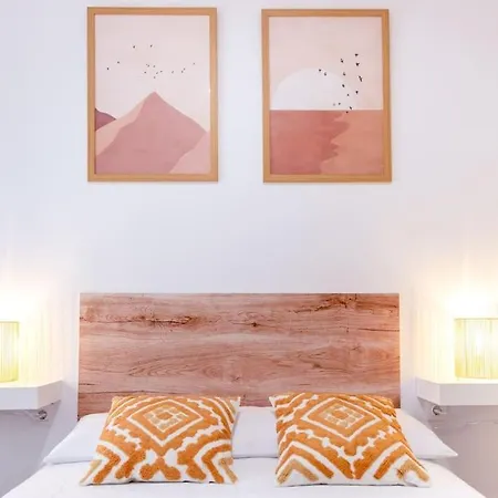 Modern Flat In Soria's Heart! דירה *